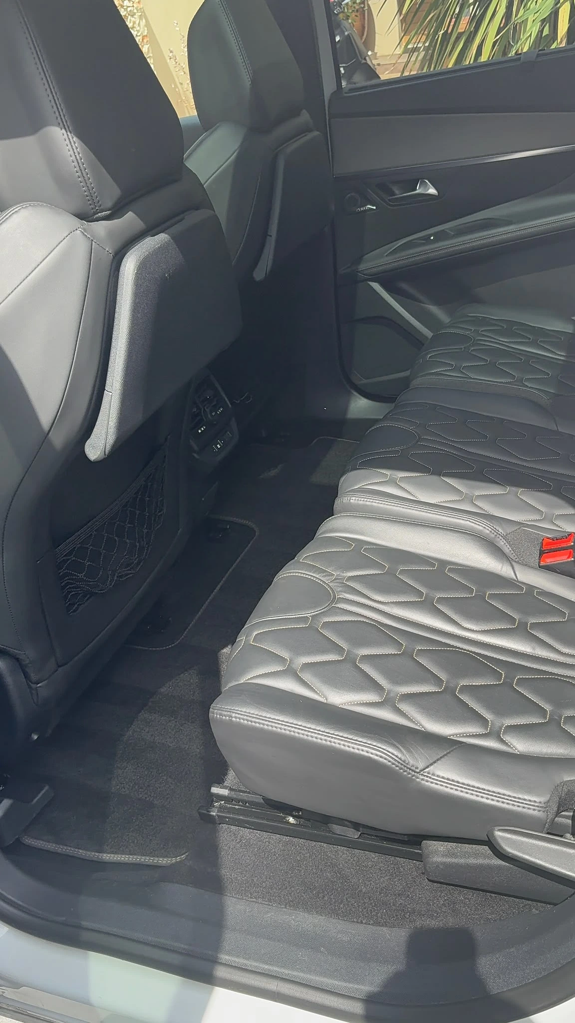 Peugeot intérieur après nettoyage